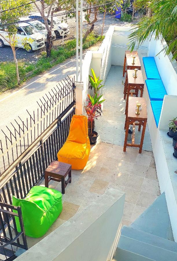 Hustay Guest House - Canggu Екстериор снимка
