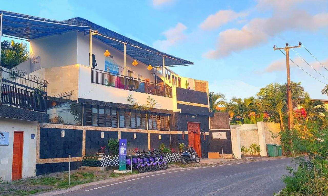 Hustay Guest House - Canggu Екстериор снимка