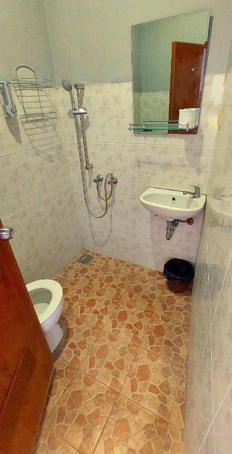 Hustay Guest House - Canggu Екстериор снимка