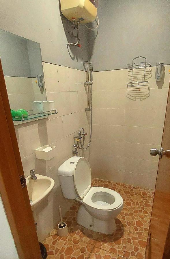Hustay Guest House - Canggu Екстериор снимка